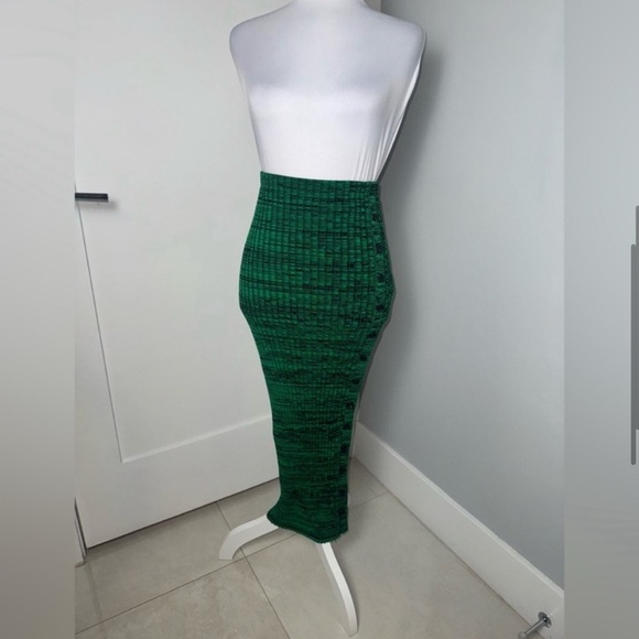 Self-Portrait Buttoned Side-Slit Rib Knitted Midi Skirt in Green - Picture 6 of 12